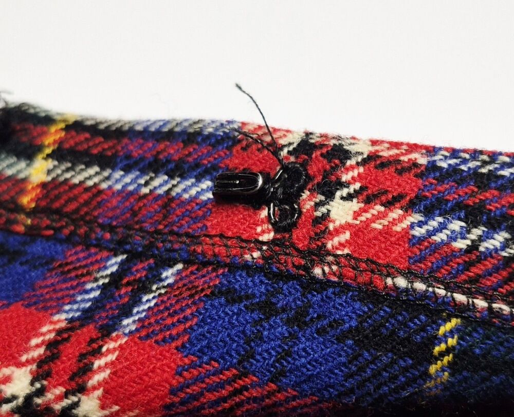 Vintage Mosbrook Wool Tartan Kilt Plaid Pleated Skirt Scottish Wrap Red Blue M - Picture 8 of 8